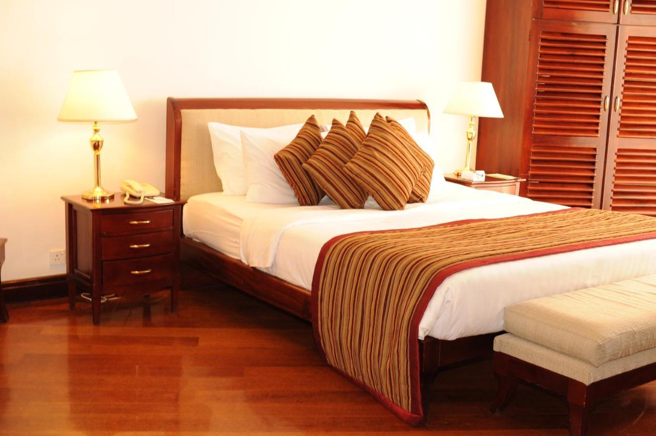 Mount Lavinia Hotel Dehiwala-Mount Lavinia Bagian luar foto